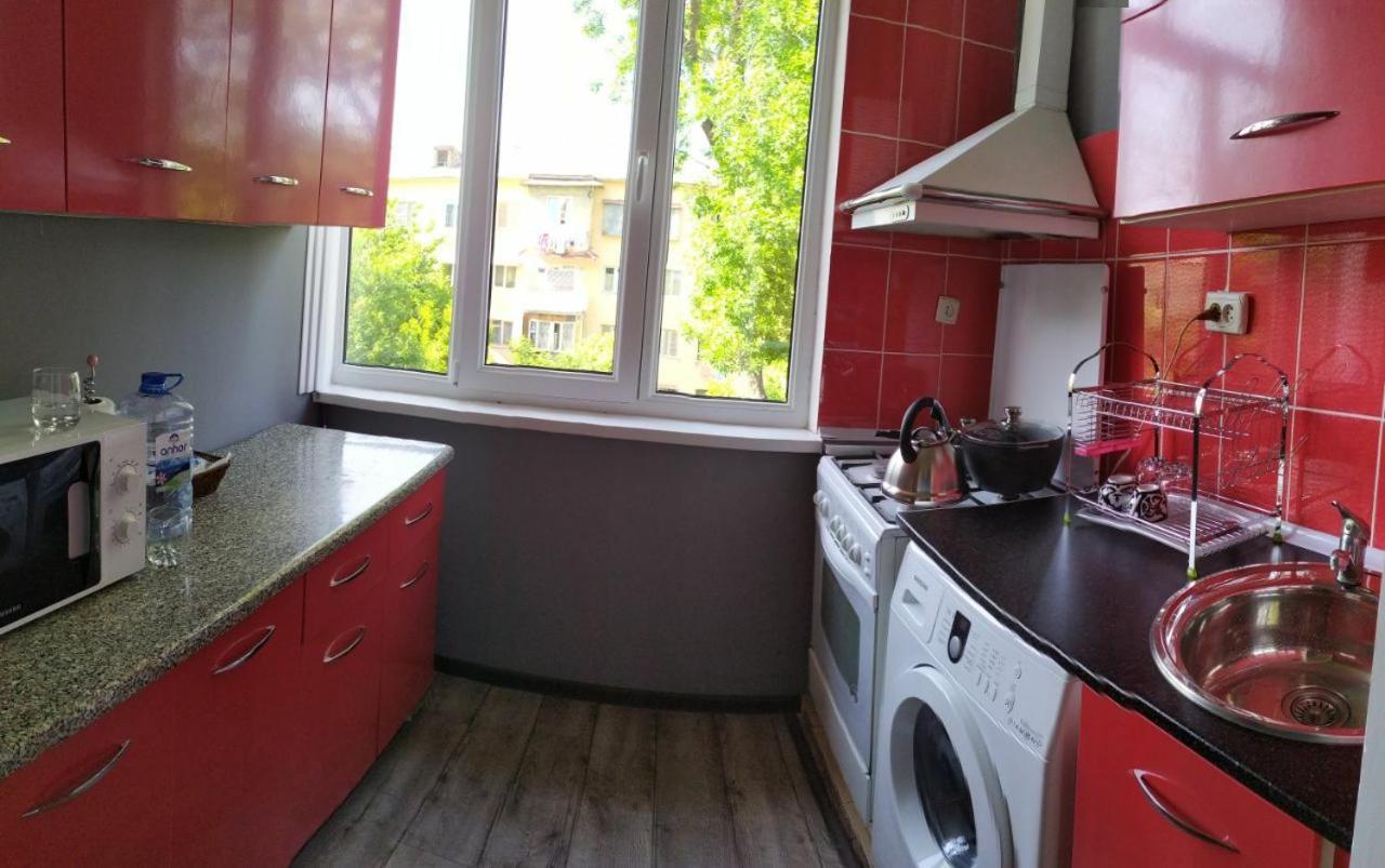 Apartment Near Farkhadskiy Bazar Tasjkent Buitenkant foto